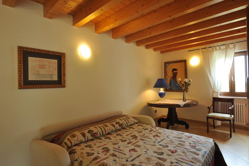 La Corte Dei Limoni Caprino Veronese Buitenkant foto